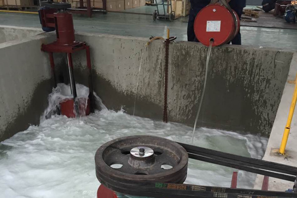 熱處理淬火油使用期間，怎樣減少自身及外來(lái)污染